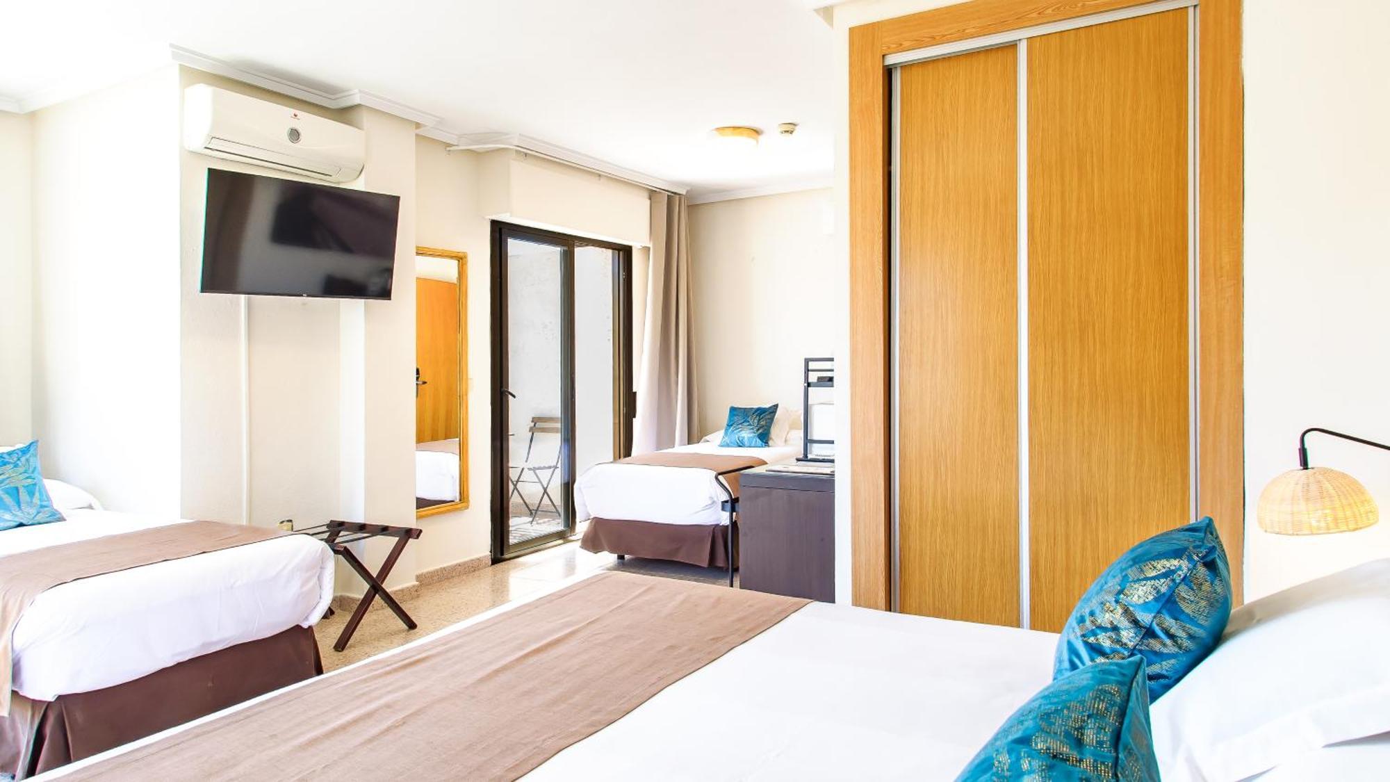 Hotel Eden Mar グアルダマル・デル・セグラ エクステリア 写真