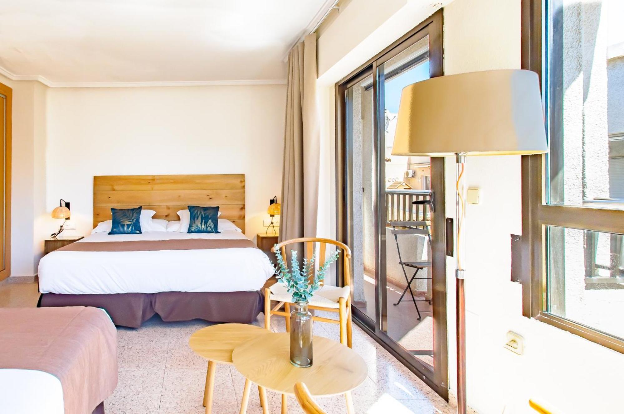 Hotel Eden Mar グアルダマル・デル・セグラ エクステリア 写真