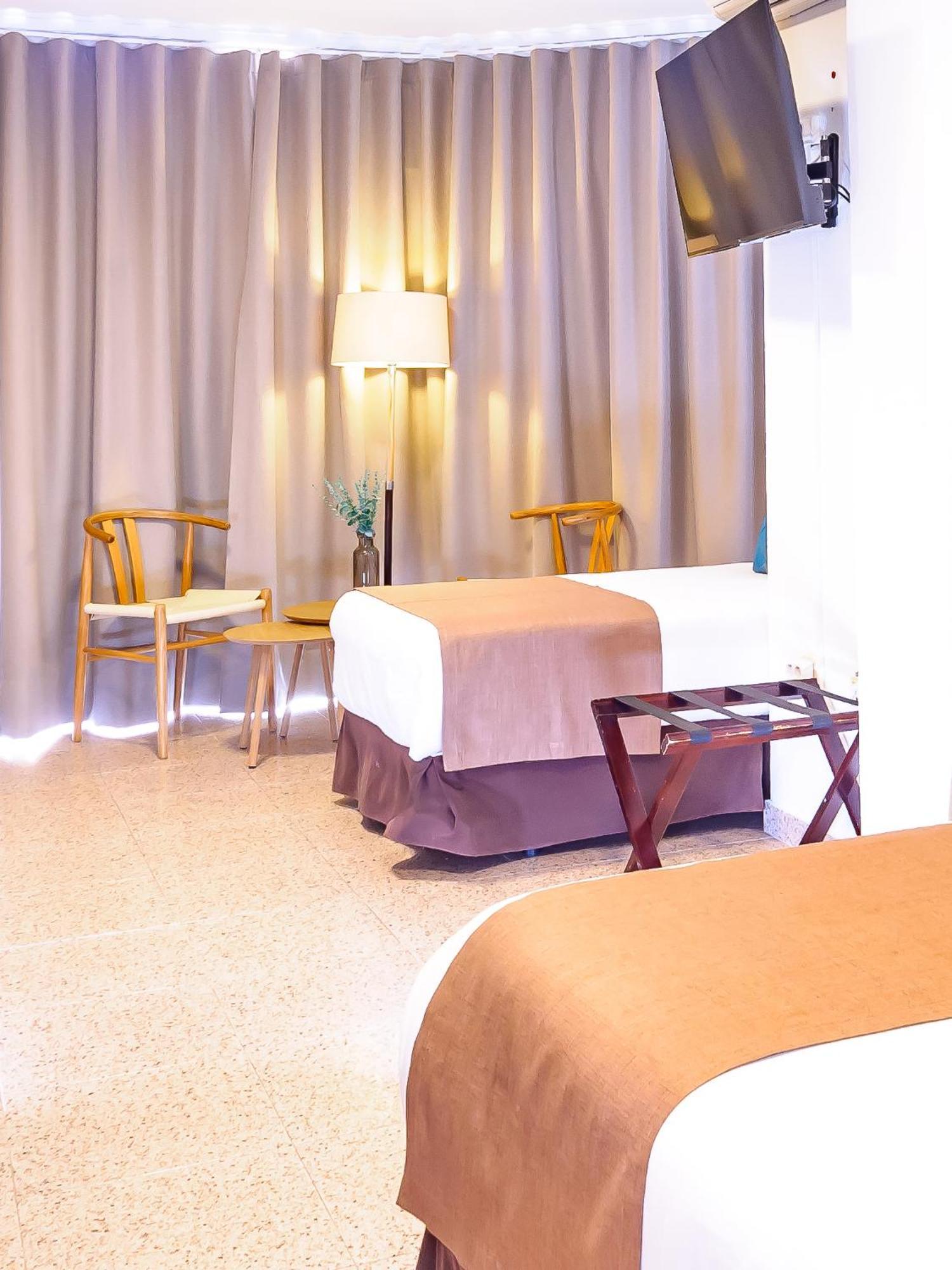 Hotel Eden Mar グアルダマル・デル・セグラ エクステリア 写真