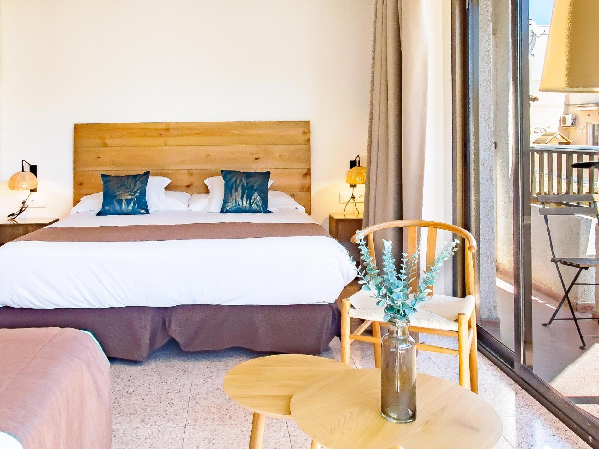 Hotel Eden Mar グアルダマル・デル・セグラ エクステリア 写真
