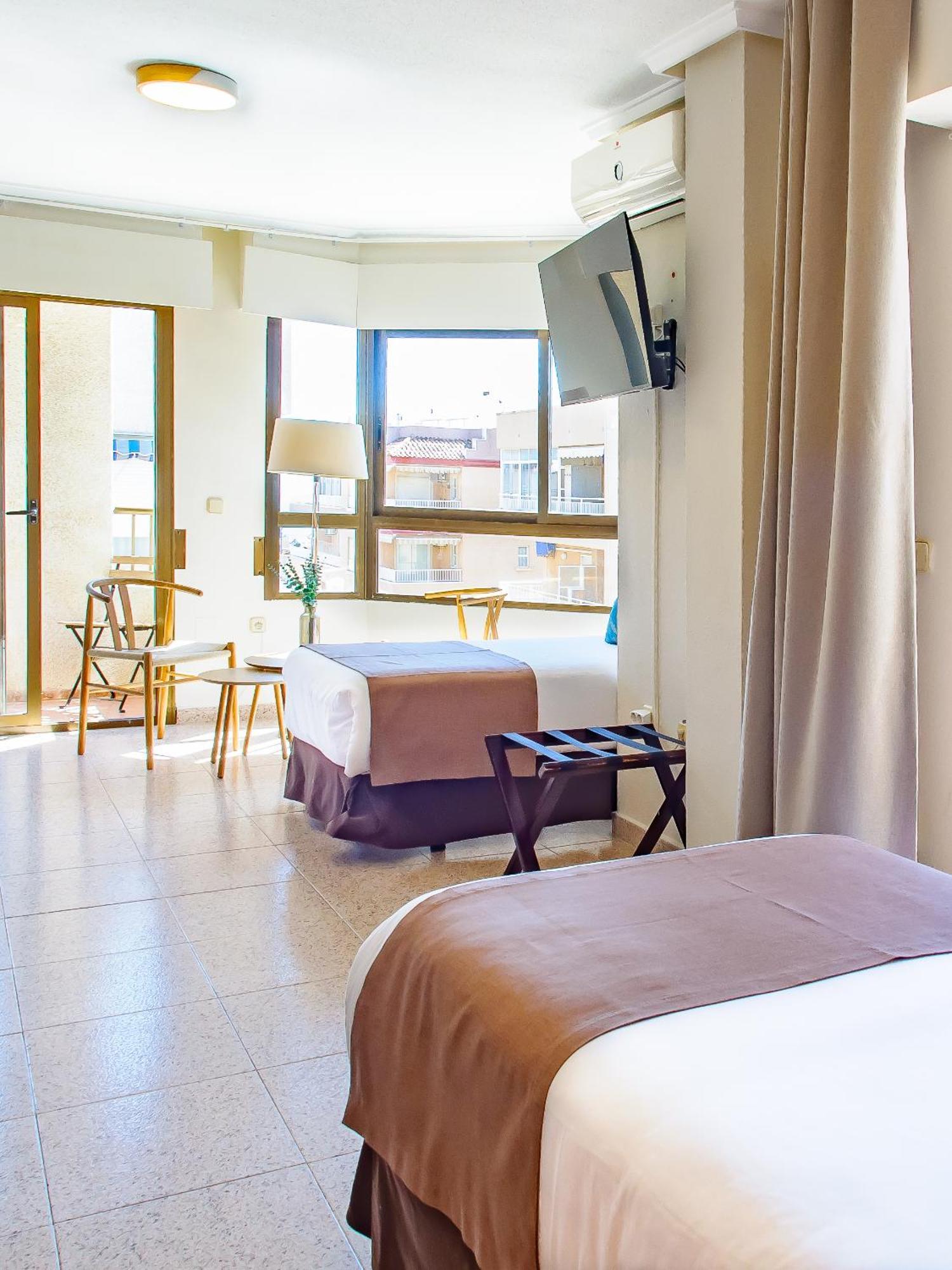 Hotel Eden Mar グアルダマル・デル・セグラ エクステリア 写真