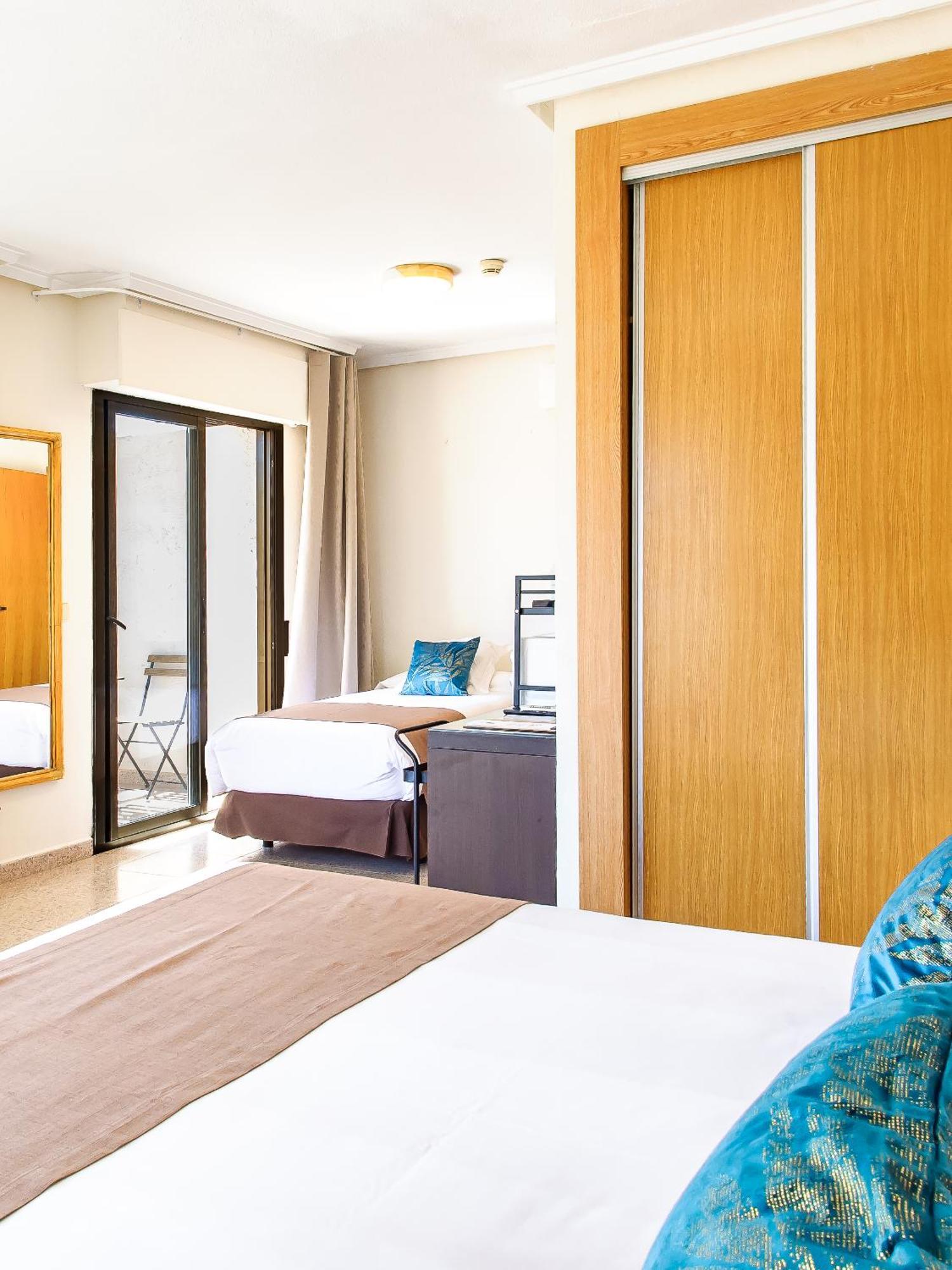 Hotel Eden Mar グアルダマル・デル・セグラ エクステリア 写真